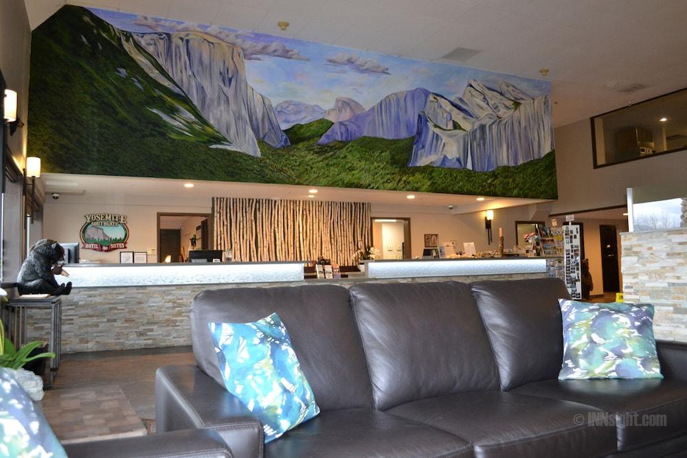 Yosemite Southgate Hotel & Suites Oakhurst Exterior photo